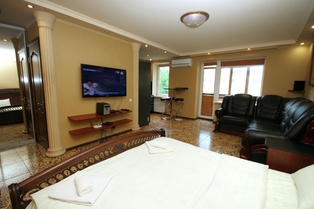 Pechersk Apartment In Kiev Center Room photo